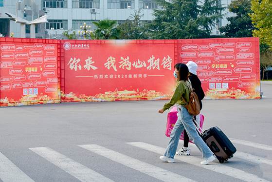 说明: http://www.hbxtzy.com/__local/D/13/2E/FB09FE06503711F8430C9ACE8D3_A83F267F_6AF9B.jpg